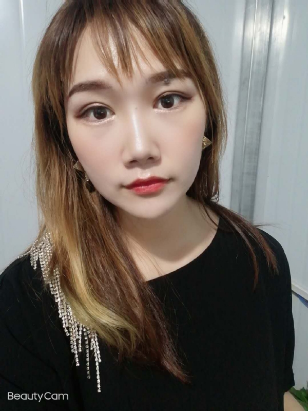 艾薇的第四张照片--驻马店基督教相亲网